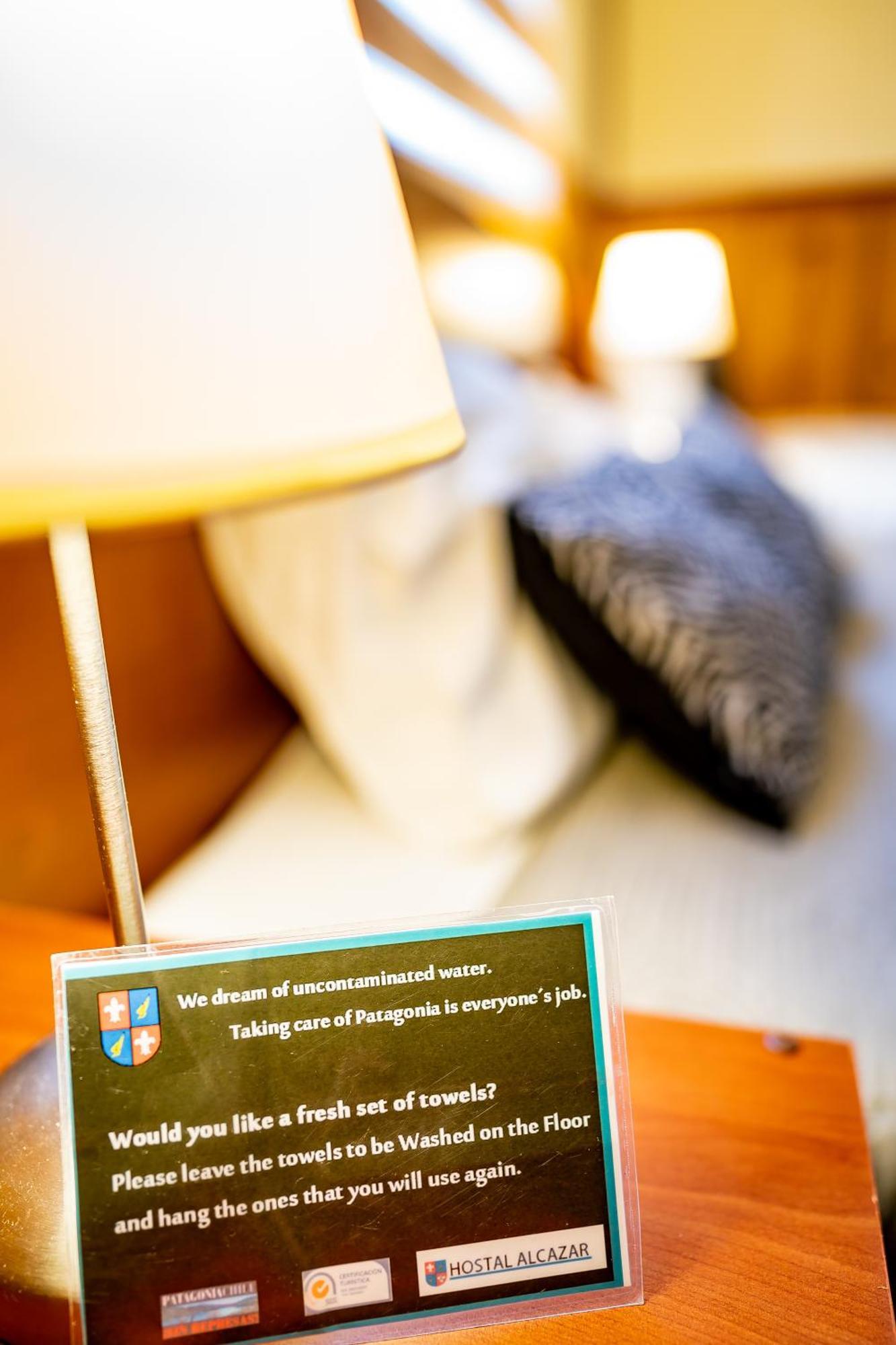 Hostal Alcazar Puerto Natales Eksteriør billede