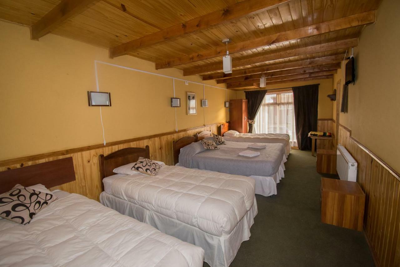 Hostal Alcazar Puerto Natales Eksteriør billede