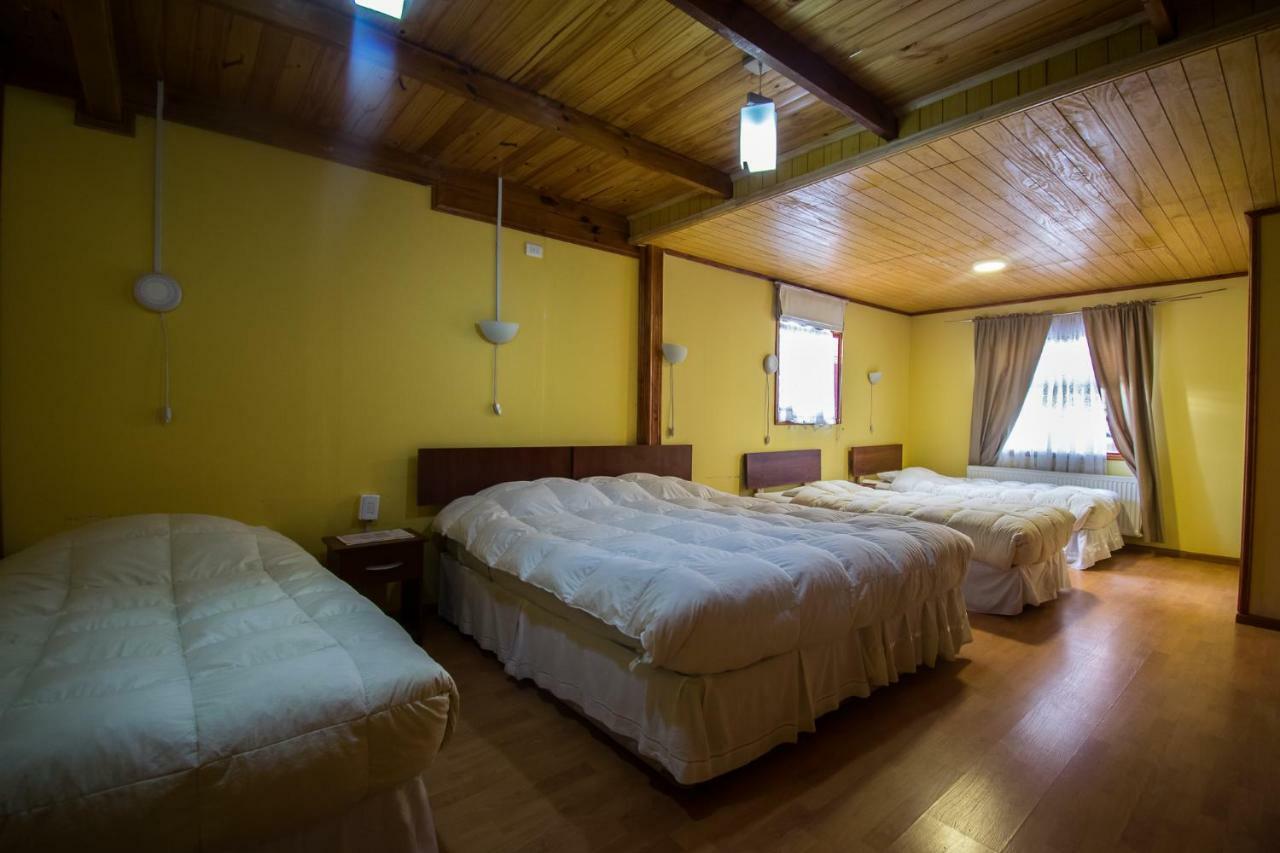 Hostal Alcazar Puerto Natales Eksteriør billede