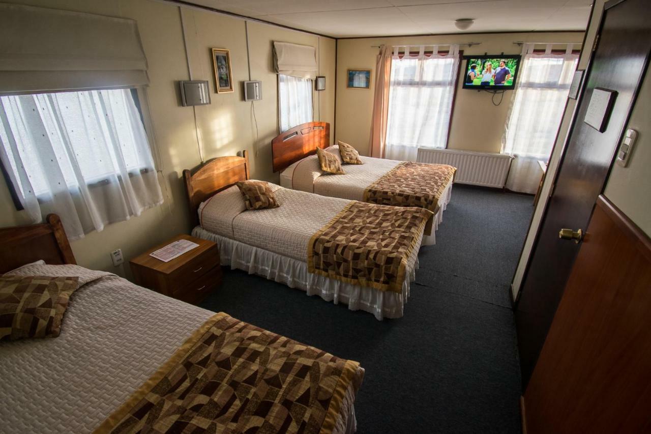 Hostal Alcazar Puerto Natales Eksteriør billede