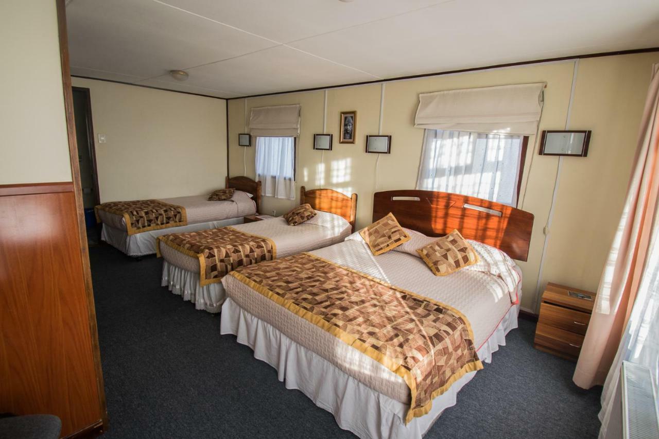Hostal Alcazar Puerto Natales Eksteriør billede
