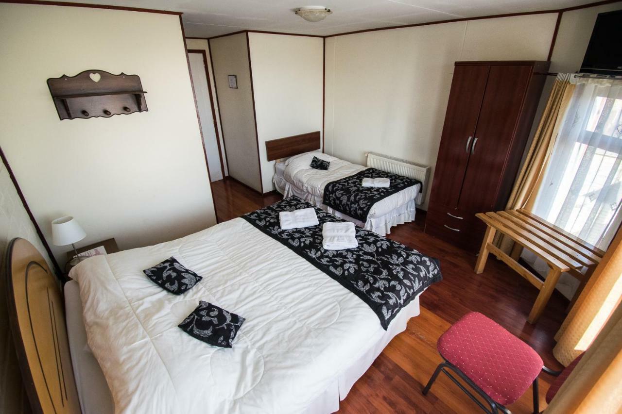 Hostal Alcazar Puerto Natales Eksteriør billede